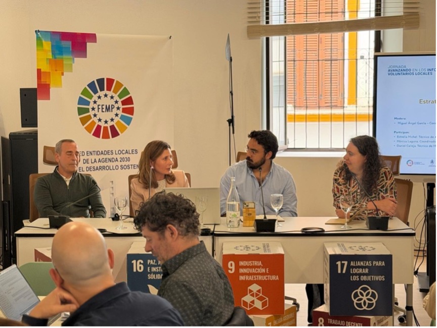 Personas participantes en la Jornada "Avanzando en los Informes Voluntarios Locales"